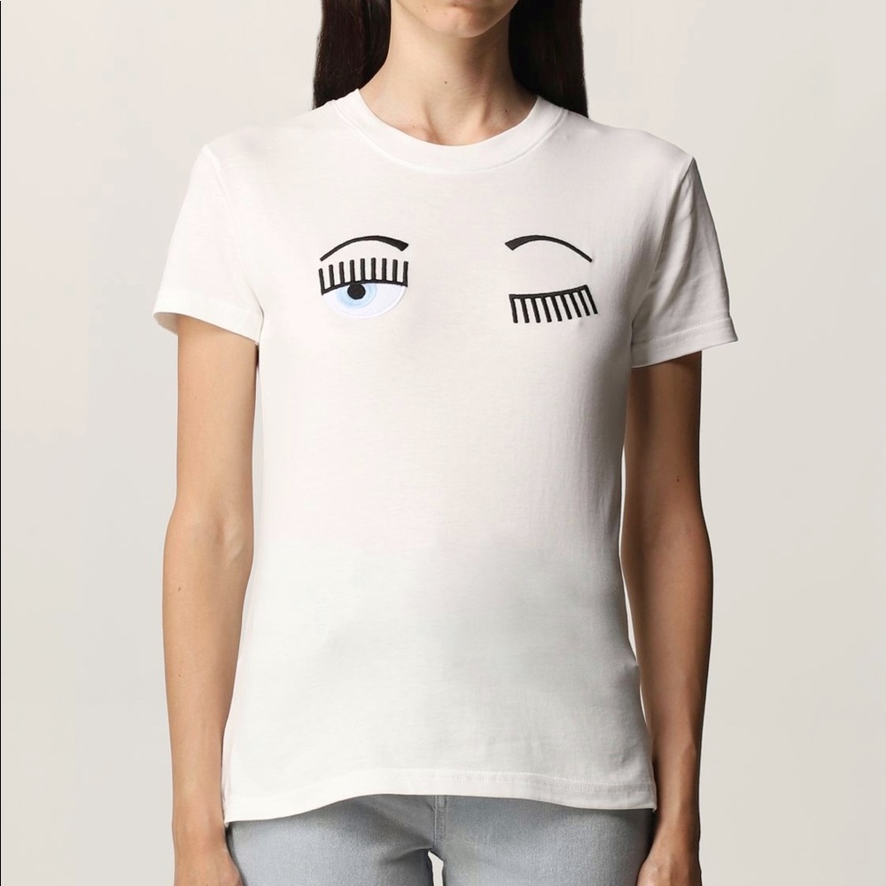 Chiara Ferragni wink cute T shirt blogger fashion white colour